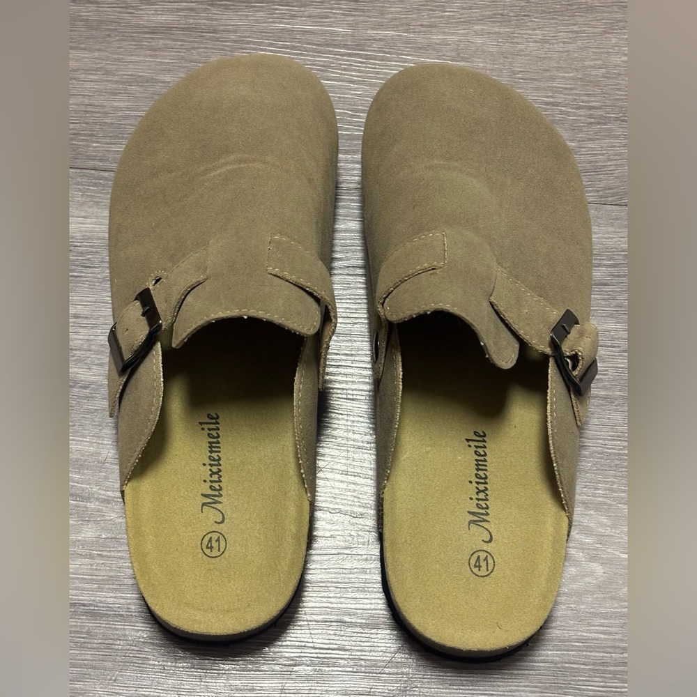 Meixiemeile Suede Clogs – Taupe/Khaki – Size 41/ Women’s 9.5/ Men’s 8.. NWOT